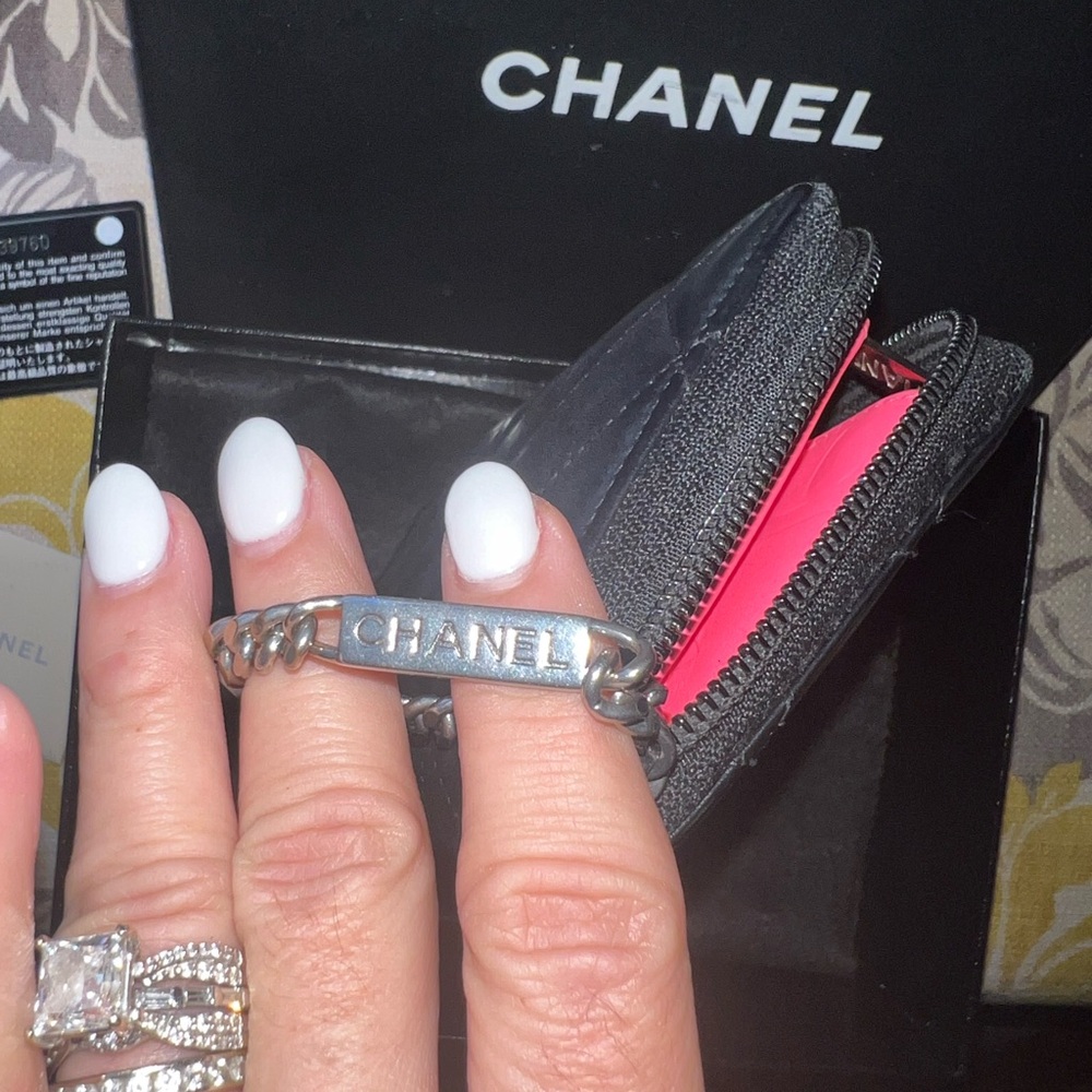 CHANEL Black Quilted Leather Wallet. Full set! - Picture 4 of 16
